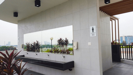 Exterior & Views, Comfy Studio Room at Patraland Urbano Apartment By Travelio, Bekasi