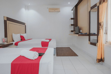Bedroom 4, RedDoorz Syariah near RSUD Kolonel Abundjani Bangko, Merangin