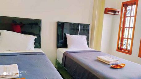 Bedroom 2, Radyoharto Hotel, Yogyakarta
