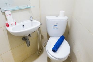 Homey Studio Apartment at Pavilion Permata By Travelio, surabaya