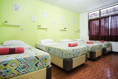 Bedroom 1, Zenrra Backpacker, Bandung