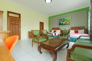Kamar dengan Ranjang Double