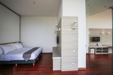Bedroom 2, THE ALIMAR PREMIER HOTEL Surabaya, Surabaya