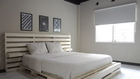Bedroom 2, RedDoorz @ Home 33 Bandung, Bandung
