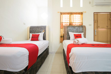 Bedroom 3, RedDoorz @ Pematangsiantar 2, Pematangsiantar