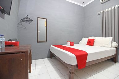 Bedroom 1, RedDoorz near Terminal Condong Catur, Yogyakarta