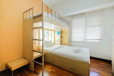 Bedroom 1, Spacious and Cozy 3BR Poins Square Apartment By Travelio, South Jakarta