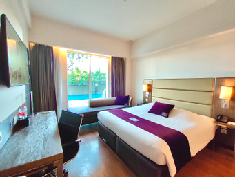 Kamar Premier Queen - Pemandangan Kolam Renang