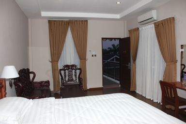 Bedroom 3, Thongs Inn Hotel Kualanamu, Deli Serdang