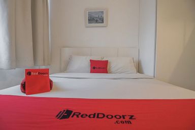Bedroom 4, RedDoorz Plus near Parahyangan University, Bandung
