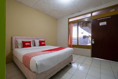 Bedroom 1, OYO 3206 Hotel Sido Langgeng, Karanganyar
