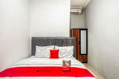 Bedroom 4, RedDoorz near Graha Cijantung Mall, Jakarta Timur