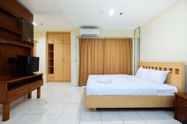 Bedroom 3, Simply Spacious Studio Room at City Home Apartment near Kelapa Gading By Travelio, North Jakarta