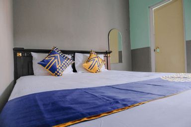 Bedroom 2, SPOT ON 2046 Villa Hardi, Malang