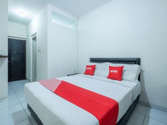 Bedroom 3, Super OYO 1876 Fortuna Residence, Bandung