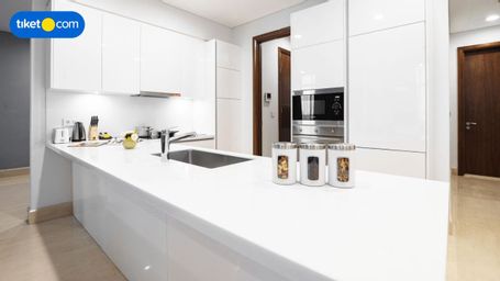 Dining Room 10