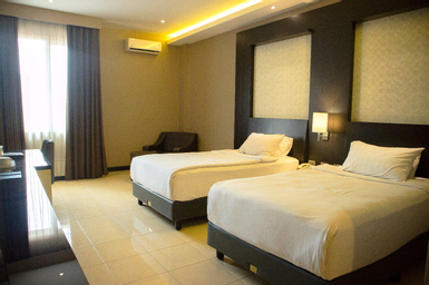 Twin Deluxe Room
