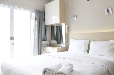 Bedroom 1, Homey Studio Gateway Pasteur Apartment near Exit Toll By Travelio, Bandung
