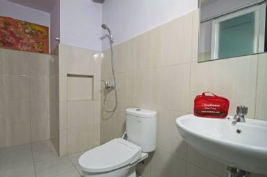 Bedroom 4, RedDoorz Plus @ Guntur Raya Setiabudi, Jakarta Selatan