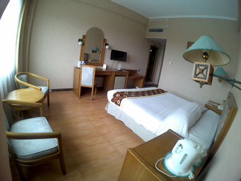 Bedroom 3, Hotel Agas International, Solo