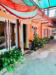 Exterior & Views 2, Hotel Santoso, Malang