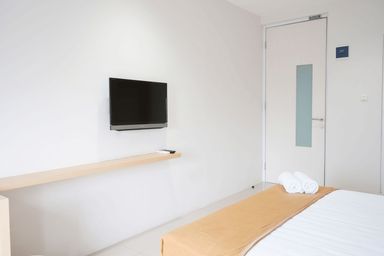 Bedroom 3, UROOMS Senayan, South Jakarta