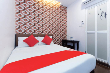 Double Deluxe Room