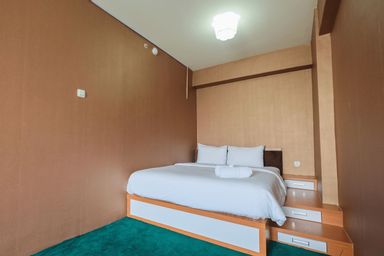 Pool View 1BR Apartment at Casablanca East Residence By Travelio, jakarta timur