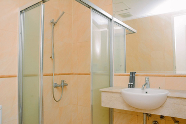 Bedroom 3, Strategic Location 2BR Apartment at FX Residence By Travelio, Jakarta Pusat