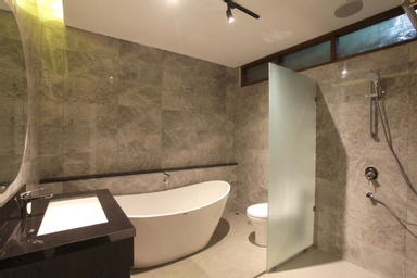 Bathroom 3