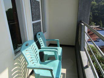 Exterior & Views 1, Hotel Nirmala, Magetan