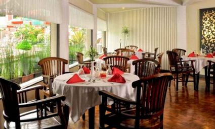Food & Drinks 4, NUWIS Hotel & Convention, Semarang