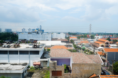 Exterior & Views 4, Homey Studio Apartment at Pavilion Permata By Travelio, Surabaya
