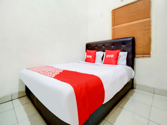 Bedroom 1, OYO 3606 Kost Kartini Syariah, Palembang