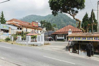 Exterior & Views 1, Hotel Putra Lawu, Karanganyar