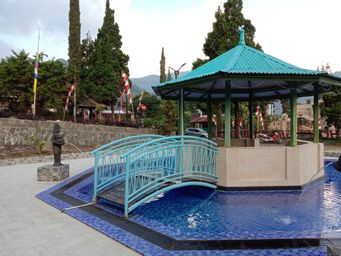 Swimming Pool 5
