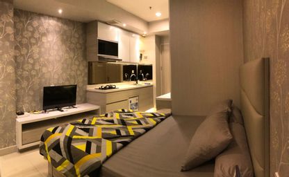 Dining Room 1, Grand Kamala Lagoon Apartment by My Room, Bekasi