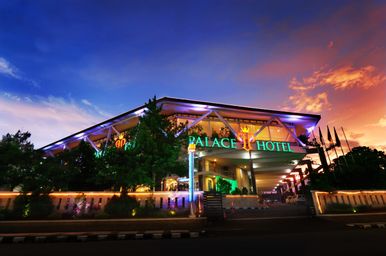 Exterior & Views 3, Palace Hotel Cipanas, Bogor
