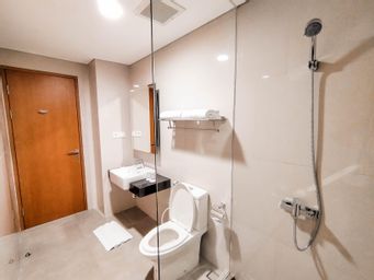 Bathroom 5