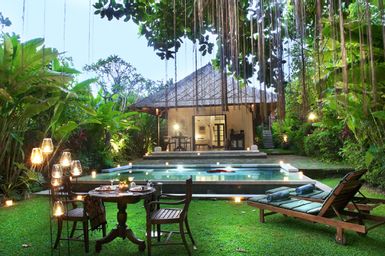 King Suite - Pool View