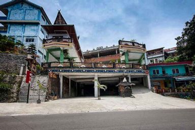 Exterior & Views 1, 3 Berastagi Hotel, Karo