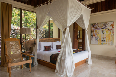 Bedroom 24