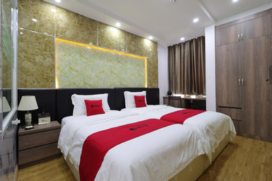 Twin Deluxe Room
