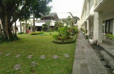 Exterior & Views 2, Sare Hotel Yogyakarta (Muslim Friendly), Yogyakarta