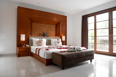 Vila Suite Presidensial dengan 3 Kamar Tidur - Pemandangan Kolam Renang