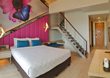 Bedroom 3, Mikie Holiday Resort, Karo