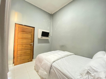 Bedroom 2, Pelangi Guest House Palembang RedPartner, Palembang