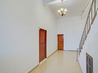 Public Area 2, OYO 90387 Sepakat Guest House, Medan