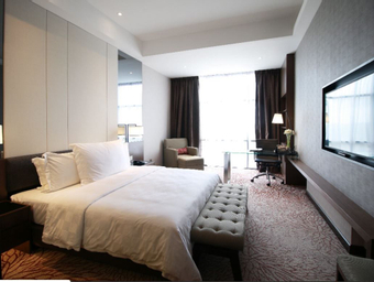 Room with King Bed