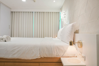 Best Homey & Relax 1BR at Pakubuwono Terrace Apartment By Travelio, jakarta selatan